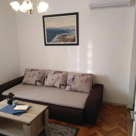 Anka Apartment